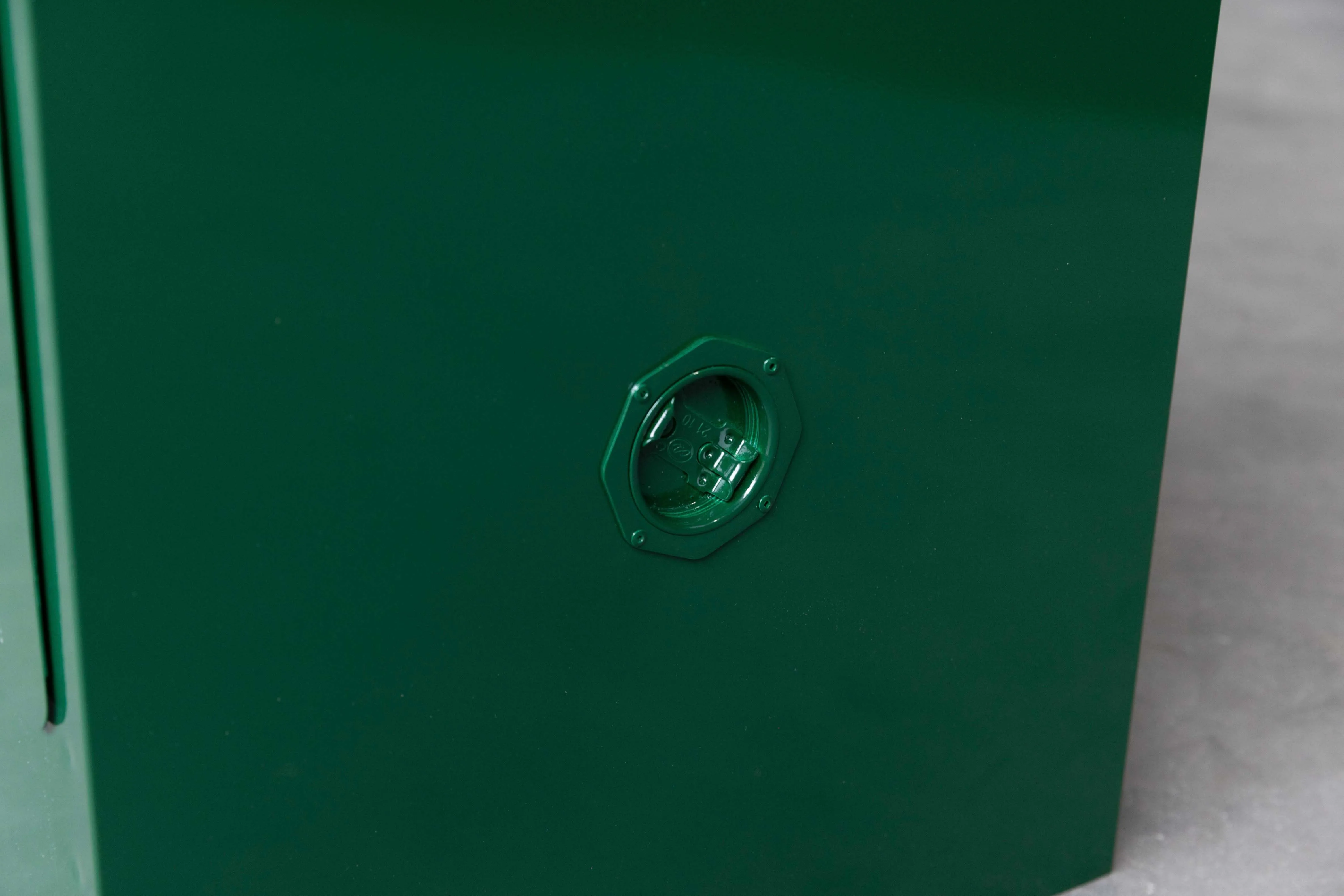 30L - Pesticides Storage Cabinet